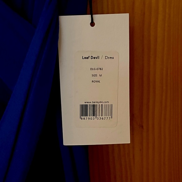 Bailey 44. Royal blue dress with v neck cut and leather inserts, size M - Picture 5 of 6